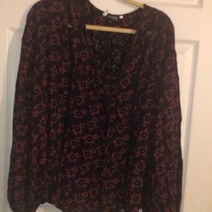 Like new red and black blouse with lace - 2X